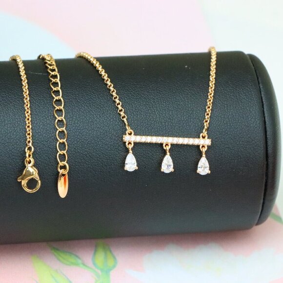 "Elegant Rose Gold Necklace with Three Dangling Teardrop Charms, XPNL1878 - Picture 5 of 12